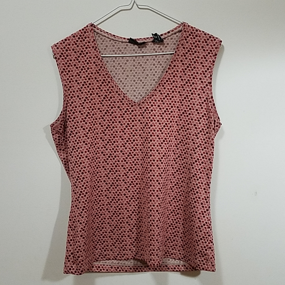 Sleeveless Shirt